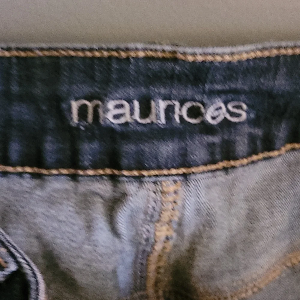 Jeans - Picture 3 of 4